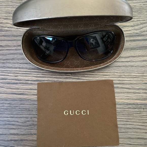 Gucci sunglasses - Picture 3 of 7